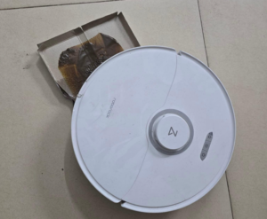 Thảm họa dùng robot lau nhà, ít người chia sẻ