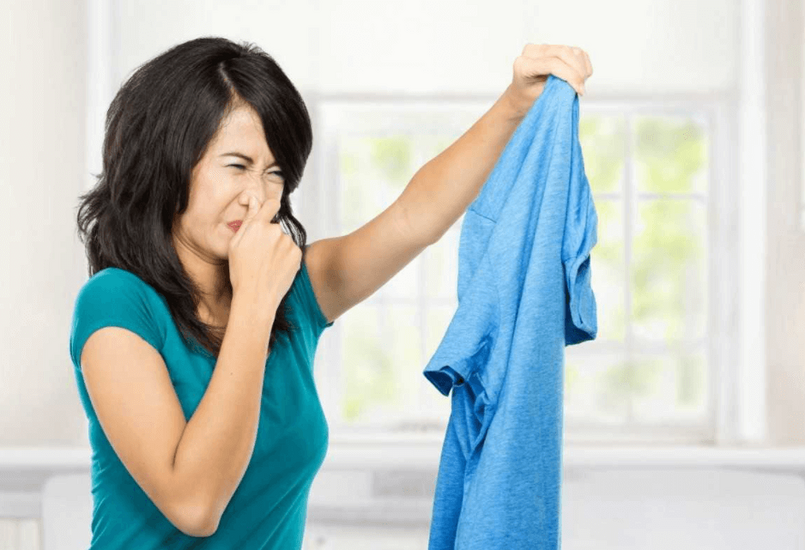 Mùa Nồm Ẩm Ướt: Quần Áo Phơi Cả Tuần Không Khô – Đây Là Cách Giải Cứu!
